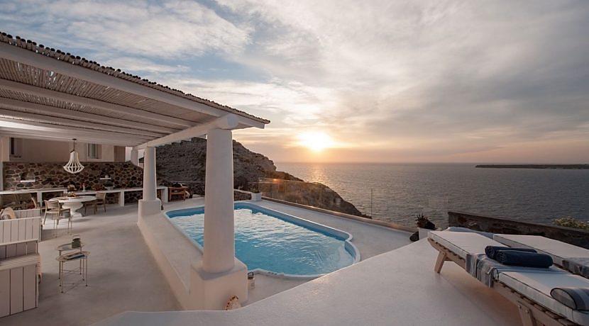 Santorin - Villa à Ammoudi près d'Oia